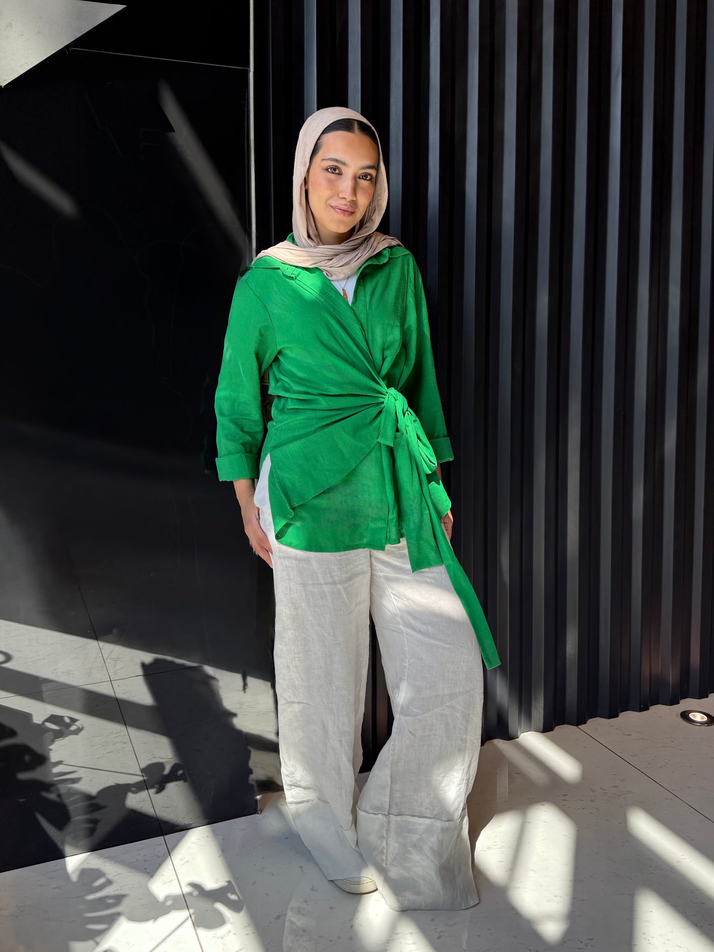 Green side tie linen shirt