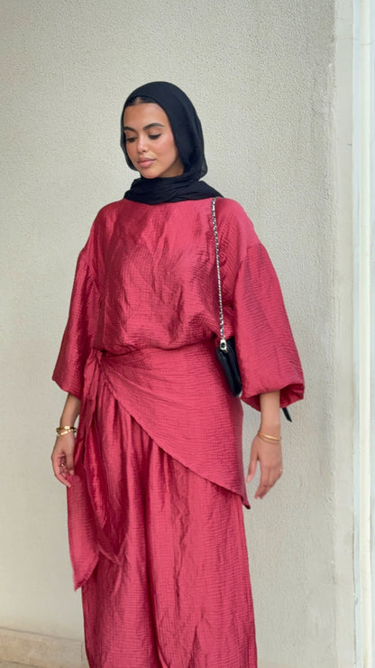 Zola set in Red