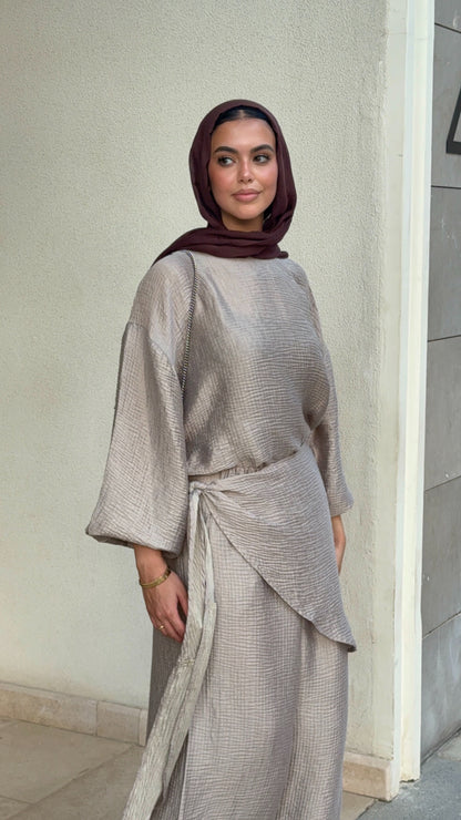 Zola set in Silver