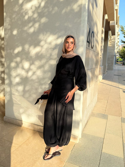 Zola set in Black
