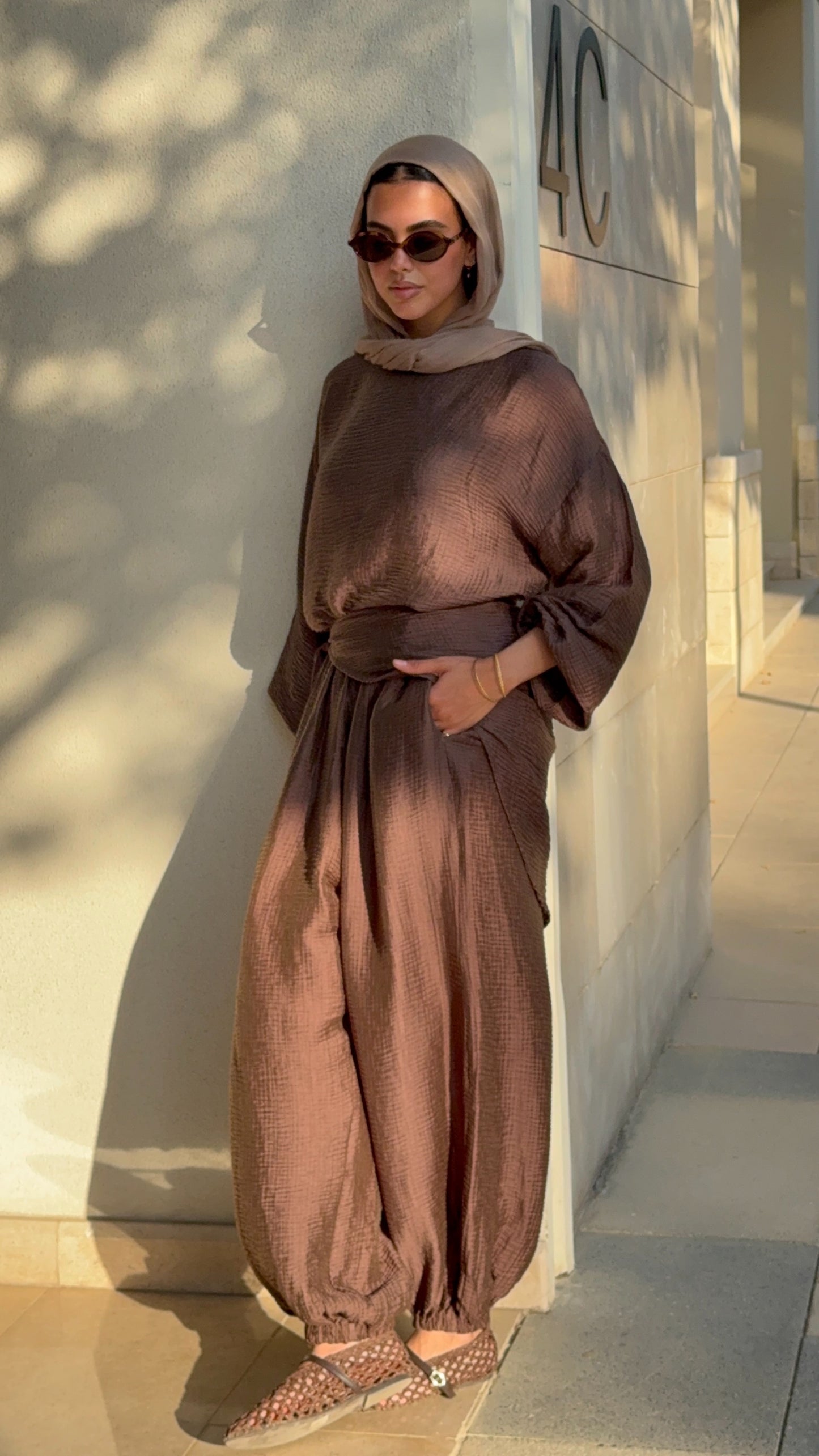 Zola set in Brown