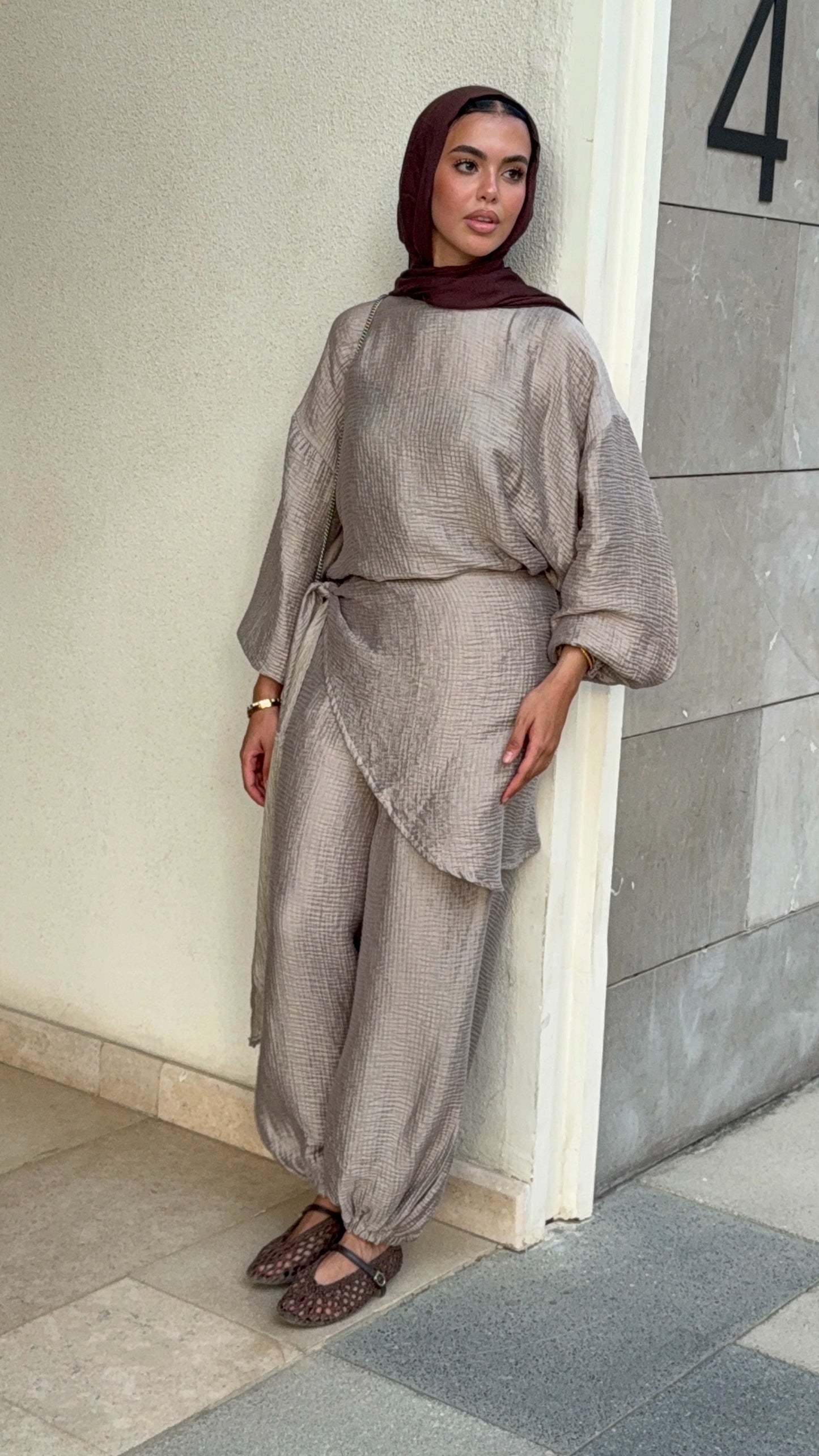 Zola set in Silver
