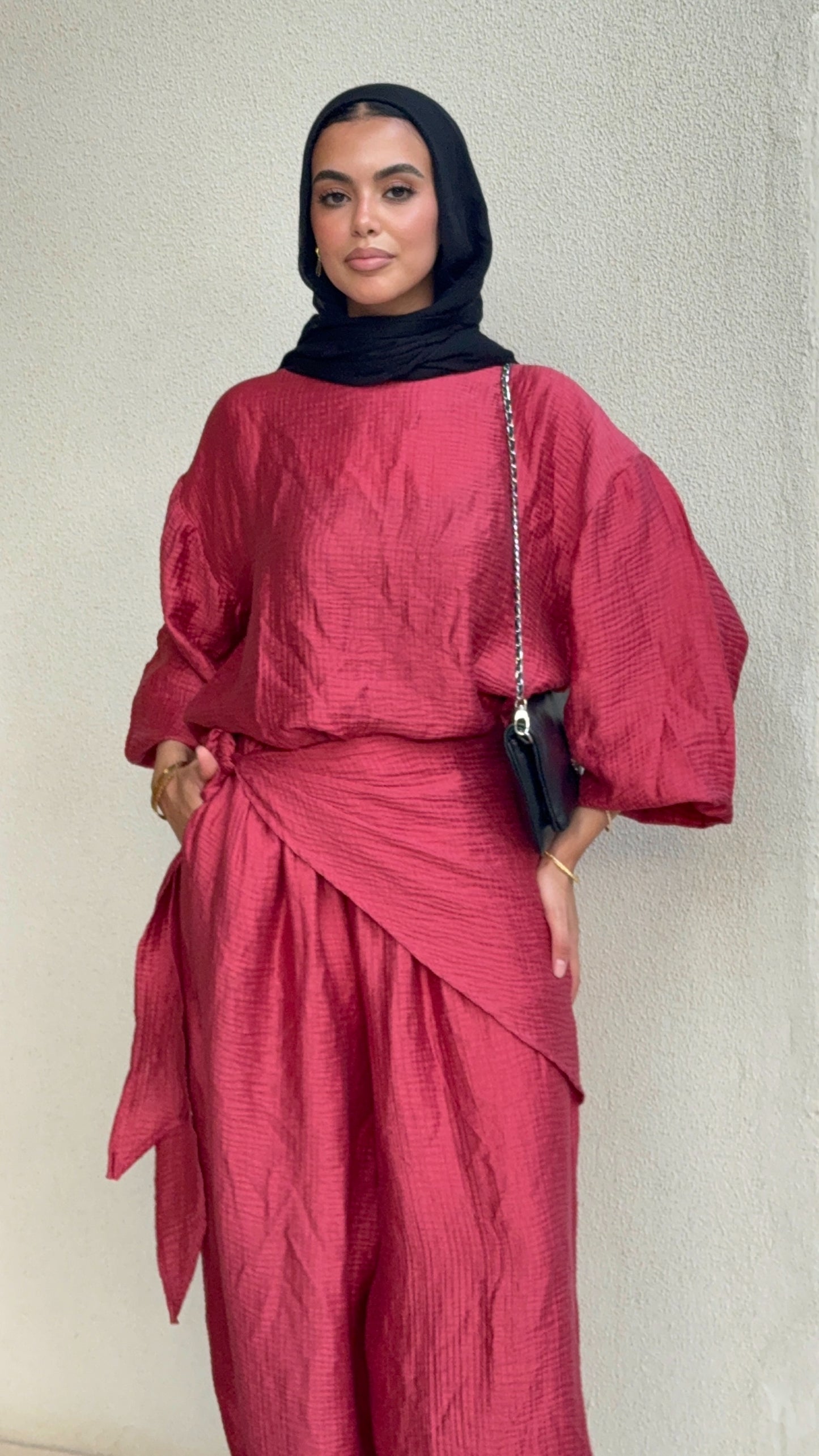 Zola set in Red