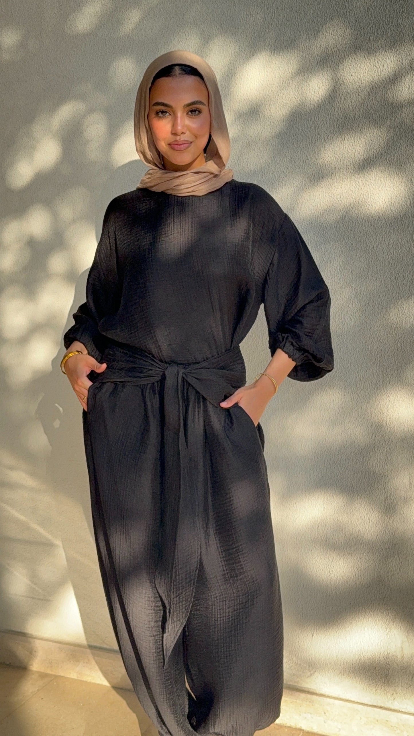 Zola set in Black