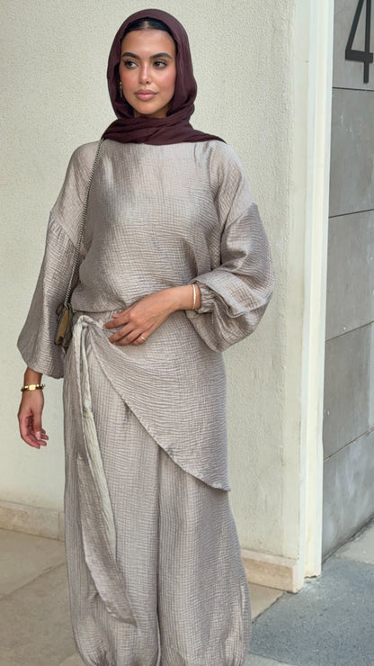 Zola set in Silver