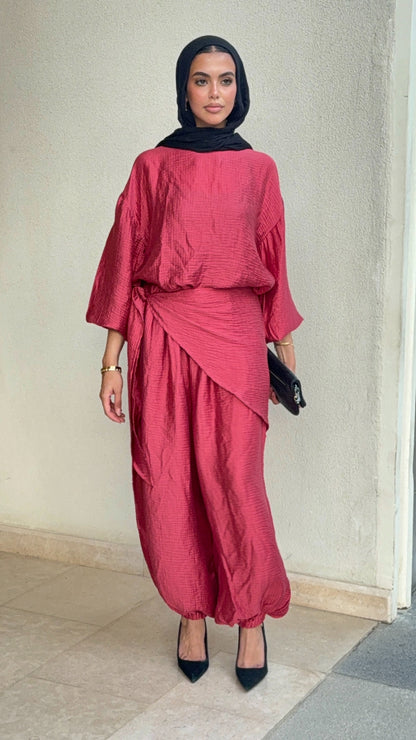 Zola set in Red