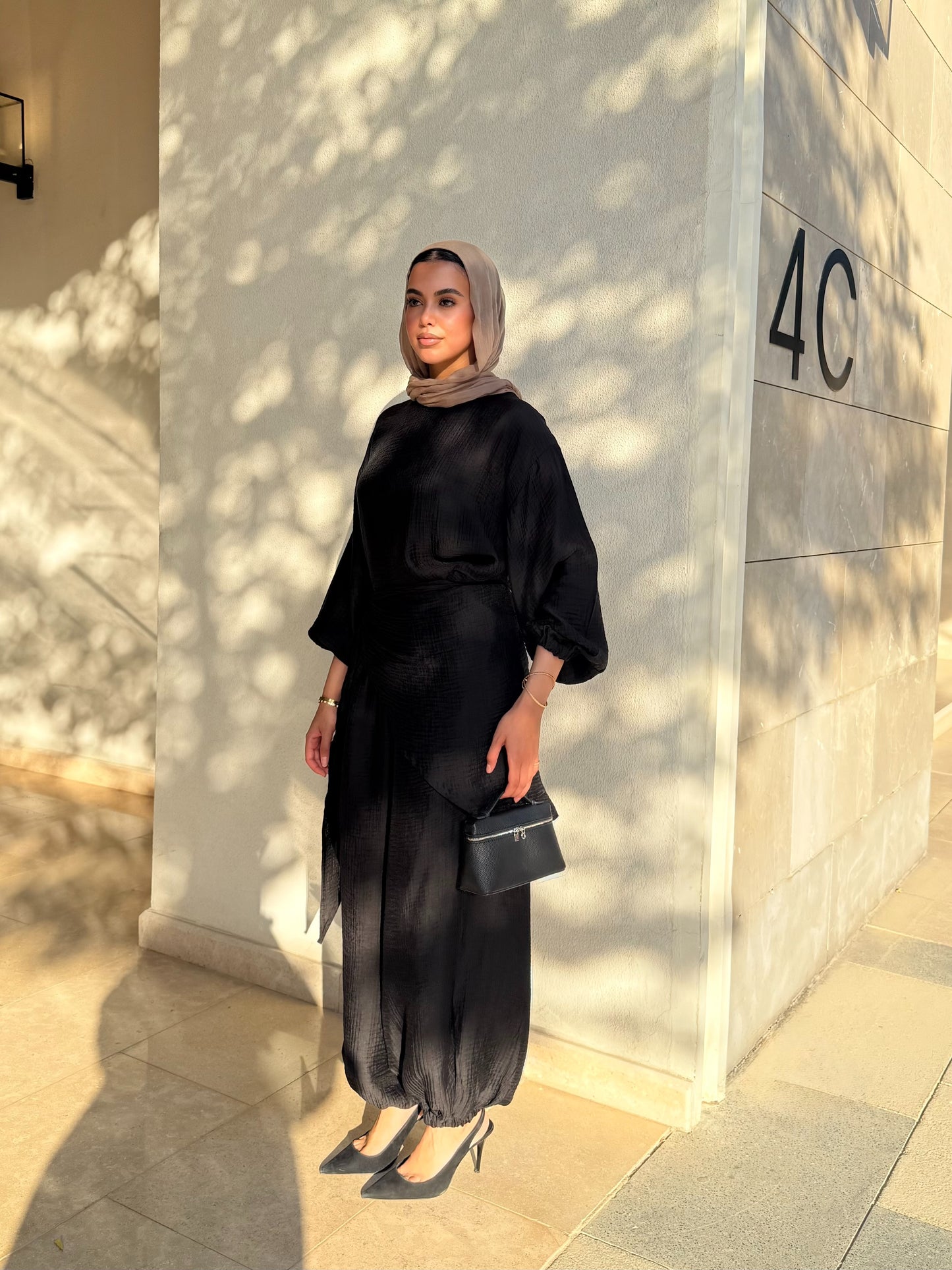 Zola set in Black