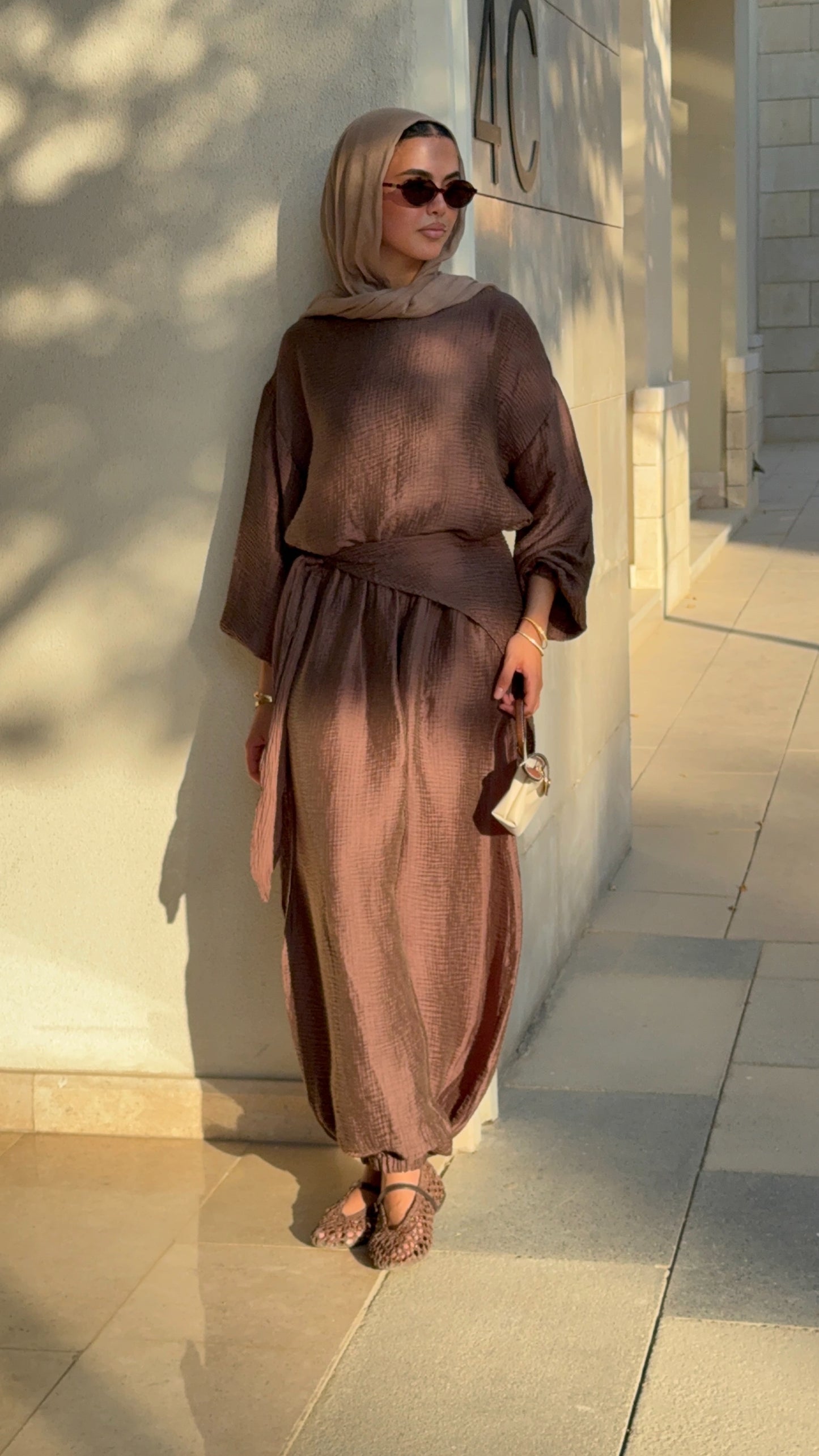 Zola set in Brown
