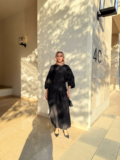Zola set in Black