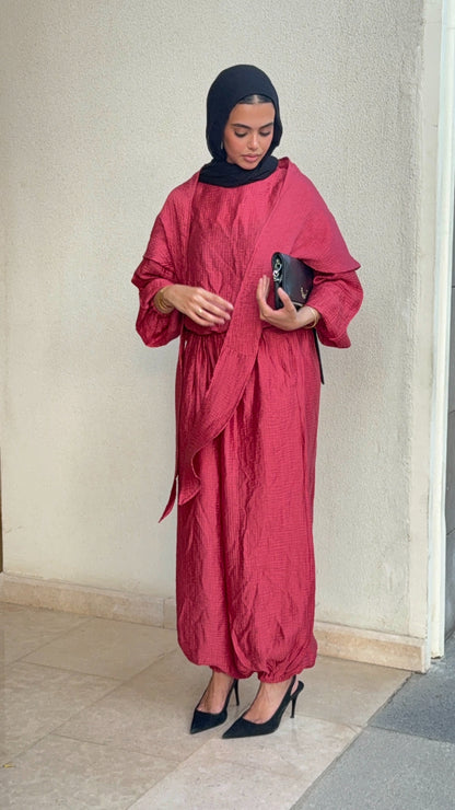 Zola set in Red